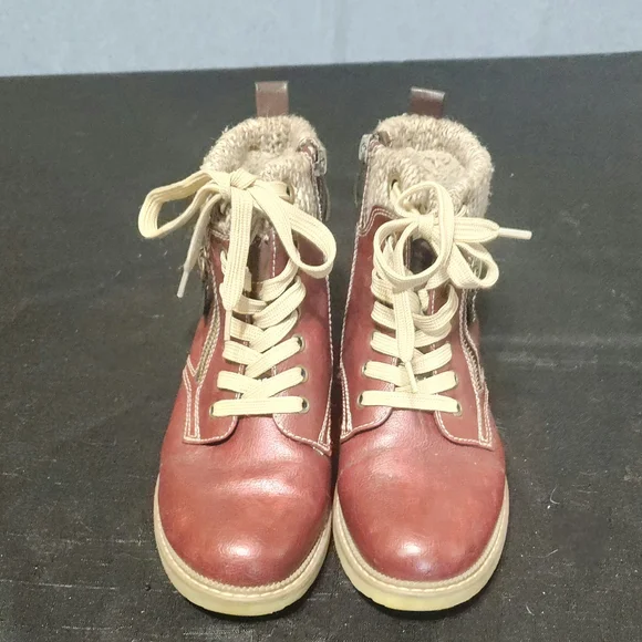 Spring Step Hiking Boots. Size 6.5/37 - Picture 2 of 4